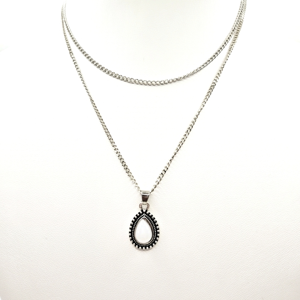 Moonstone 2 Layer Necklace NWT